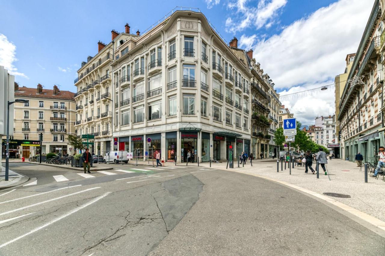 L'Elegance- Centre Historique- Confort- Netflix- Marche Frais Et Local Grenoble Exterior photo